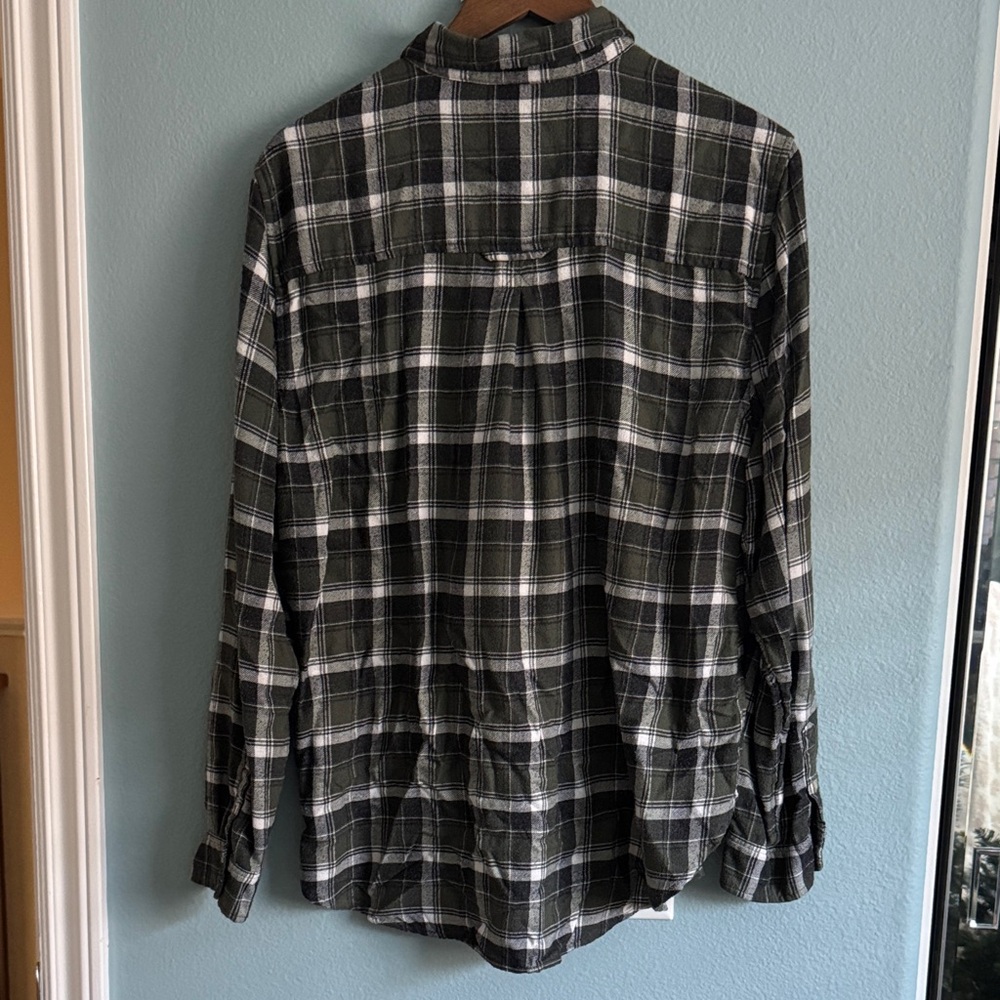 American Eagle Outfitters Dark Green Plaid Shirt - Picture 4 of 4